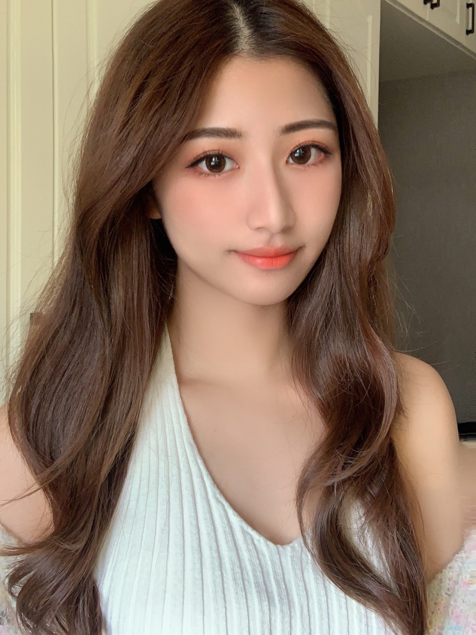 哺乳期能染头发吗-哺乳期能拉直头发吗